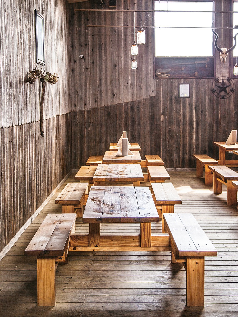 empty restaurant with picnic tables