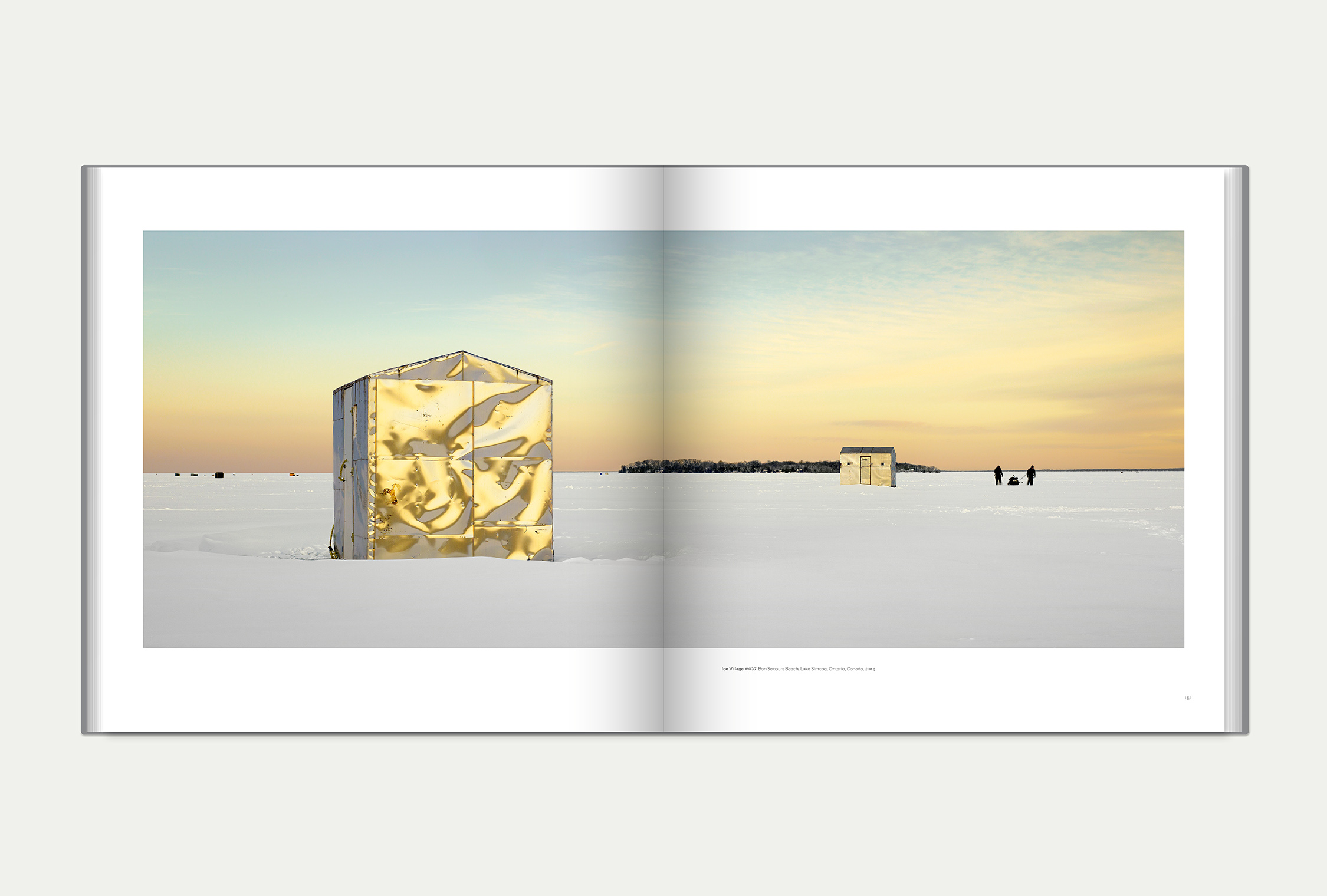 Interior spread